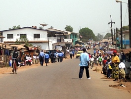 Straßenszene in Liberia